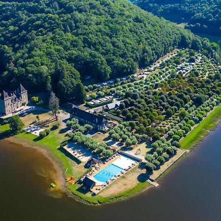 Camping Le Chateau Du Gibanel Saint-Martial-Entraygues Экстерьер фото