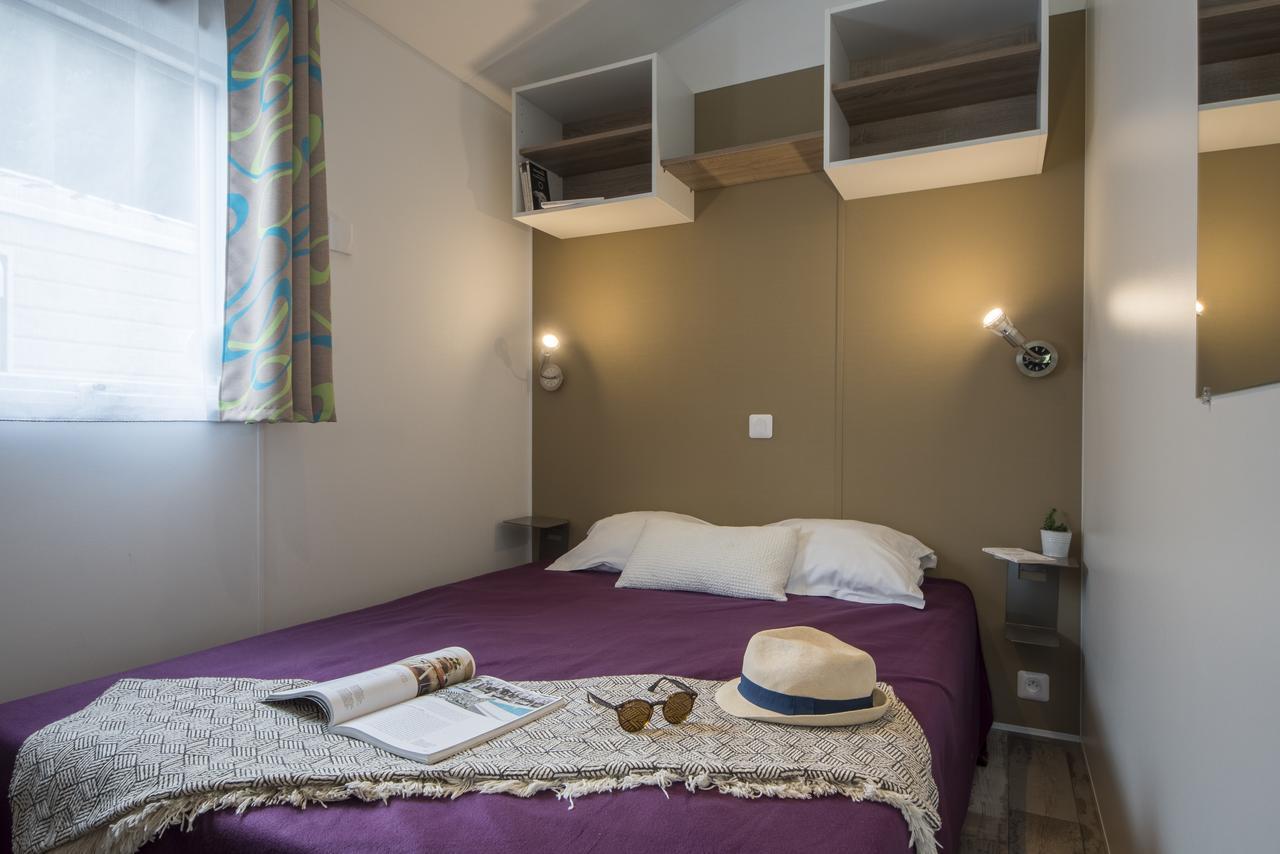 Camping Le Chateau Du Gibanel Saint-Martial-Entraygues Экстерьер фото